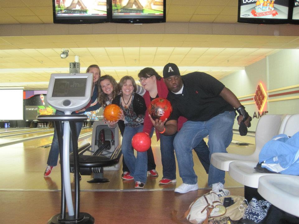 Intersect - Bowling Intersect - Bowling